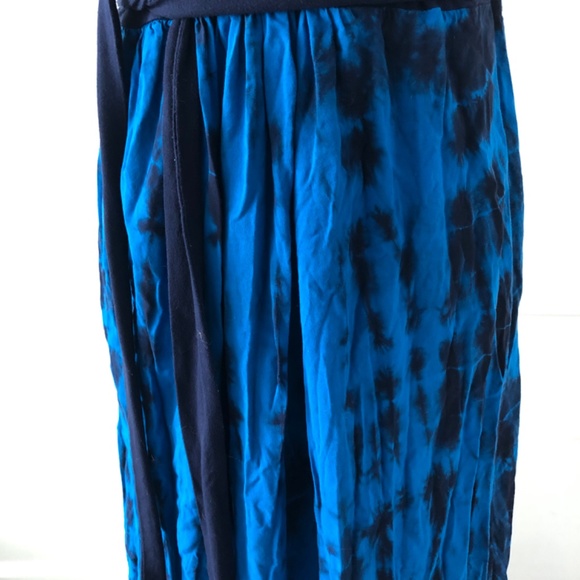 Liz Lange Maternity Maxi Dress - Picture 7 of 14